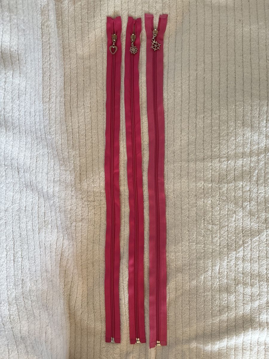 Tessuti: 3 Reissverschlüsse Pink / 60 cm – Nuovo (secondo la descrizione) da Rümlang venduto da euqinom16