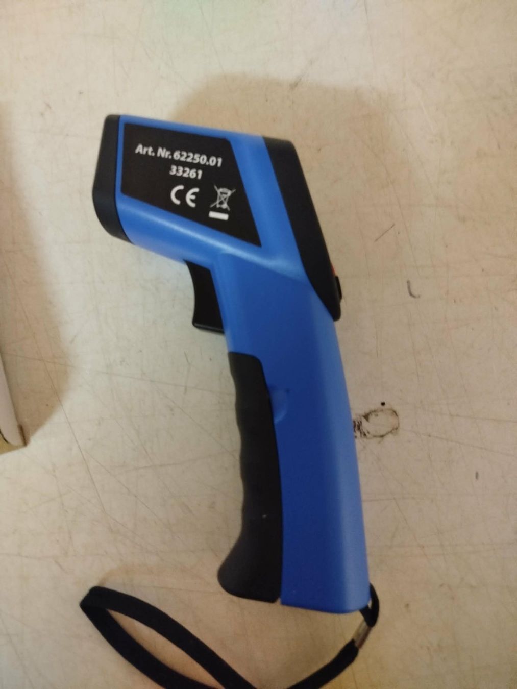 Altro per la casa: Thermomètre infrarouge – Usato da La Chaux-de-Fonds venduto da Emmaus2300CDF 1