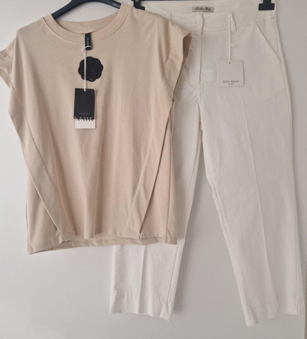 Lotti di vestiti: PANTALON +T-SHIRT – Nuovo e nell'imballaggio originale da Camorino venduto da JPHANDMADE1