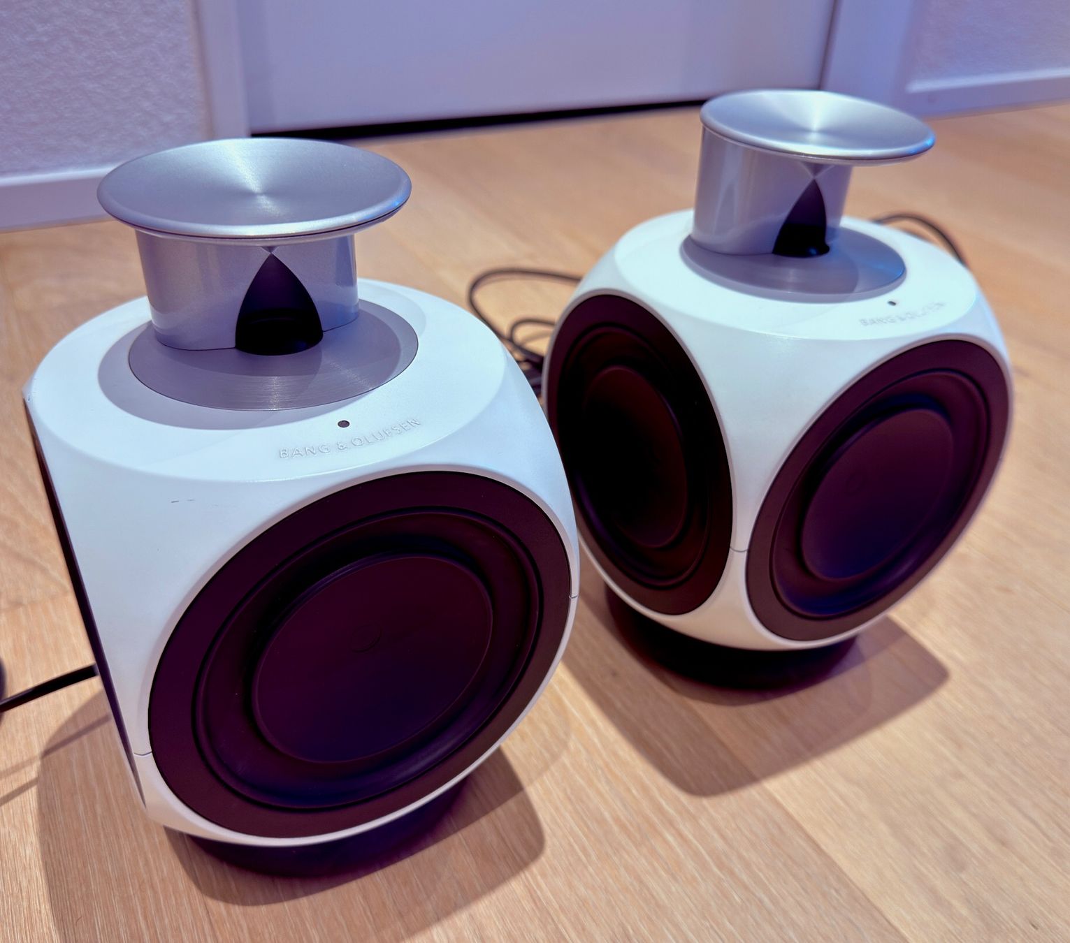 Bang & Olufsen Lautsprecher: BeoLab 3 – Gebraucht aus Rafz von liveonair