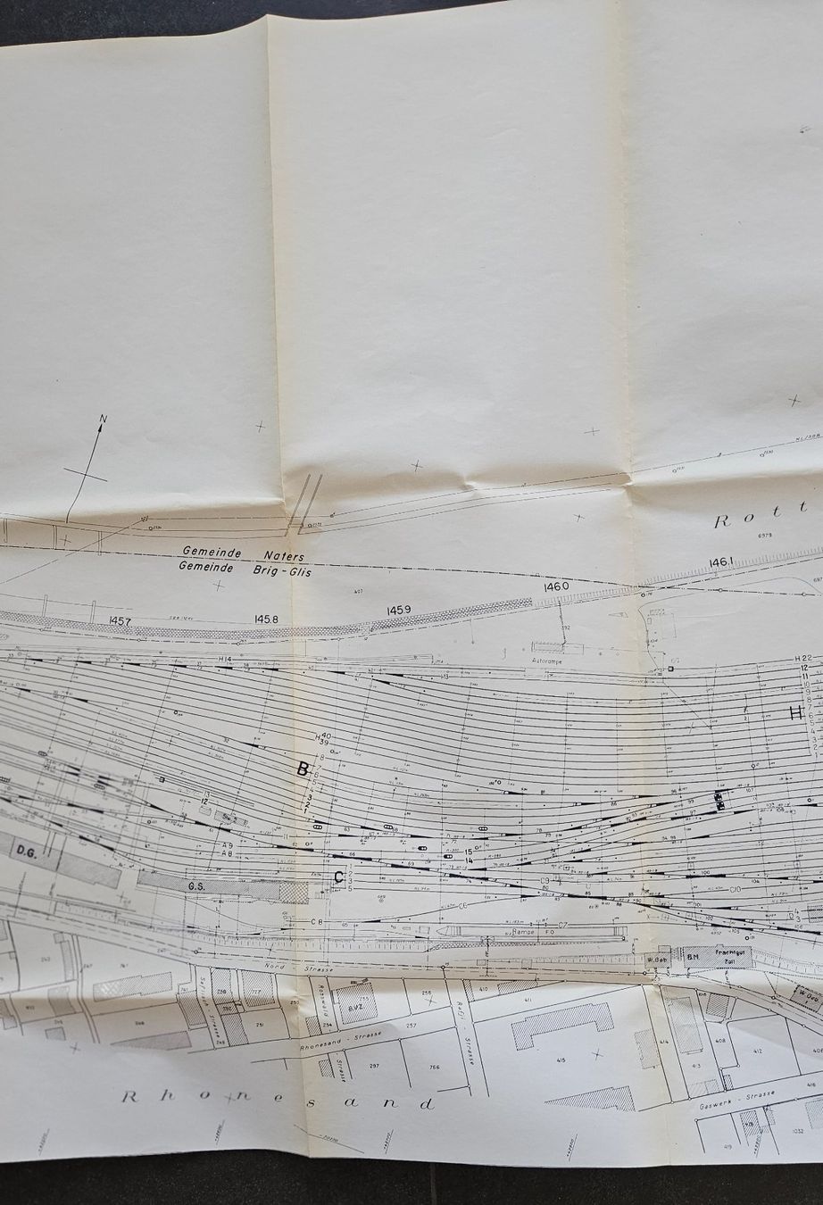 Documenti: Situationsplan Bahnhof Brig SBB Streckenplan 1:1000 – Usato da Glis venduto da dupont29 3