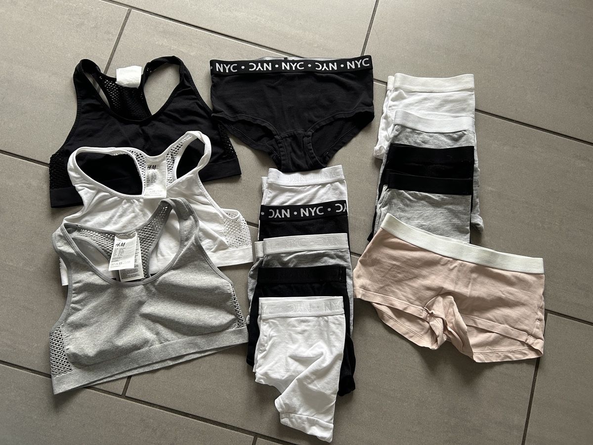 H&M Biancheria intima: Unterwäsche Gr. 146/152 – Usato da Hinwil venduto da trauber