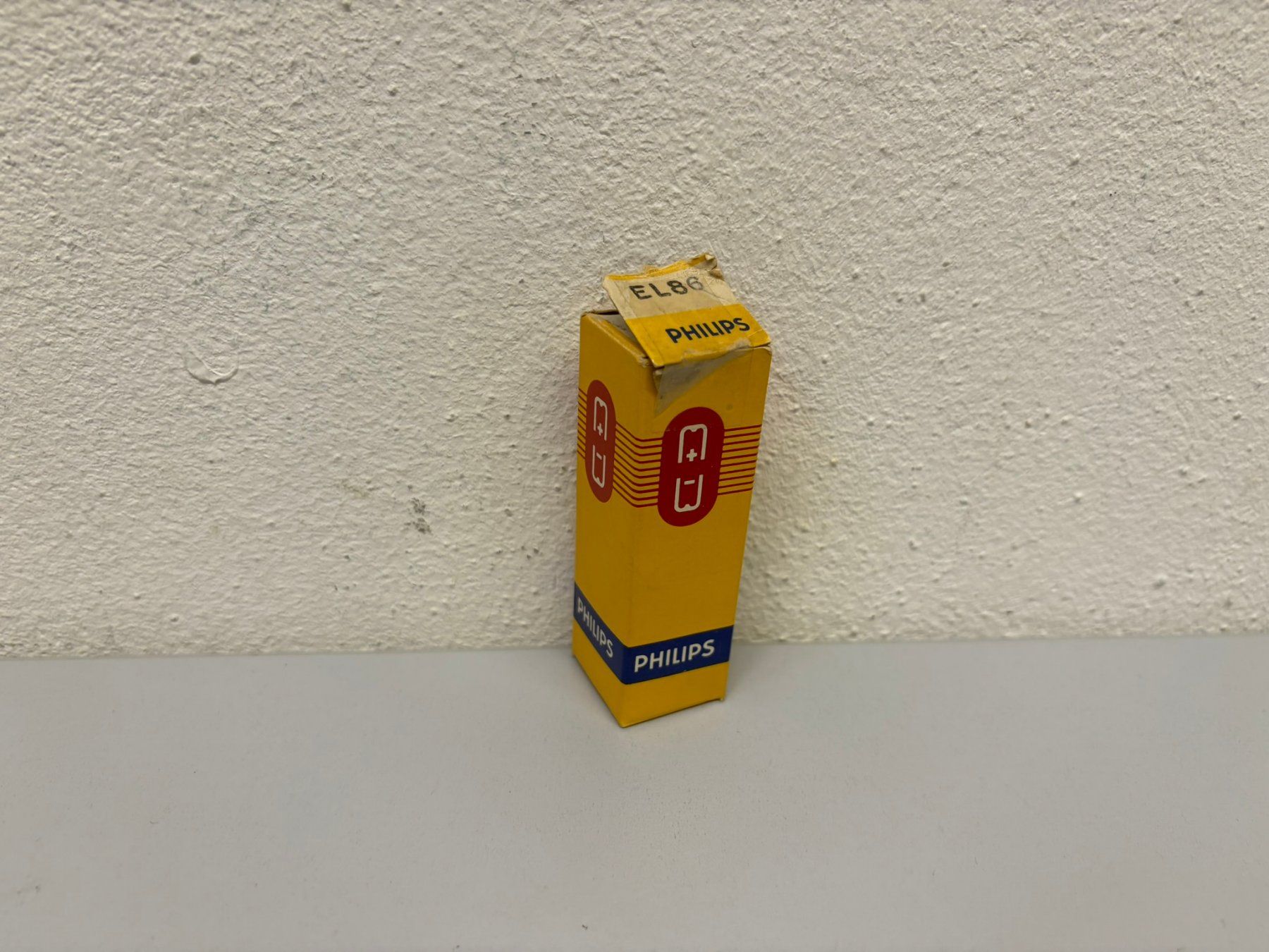 Philips Elektronikbauteile: Philips EL 86 – Neu (gemäss Beschreibung) aus Hochdorf von av-electronics