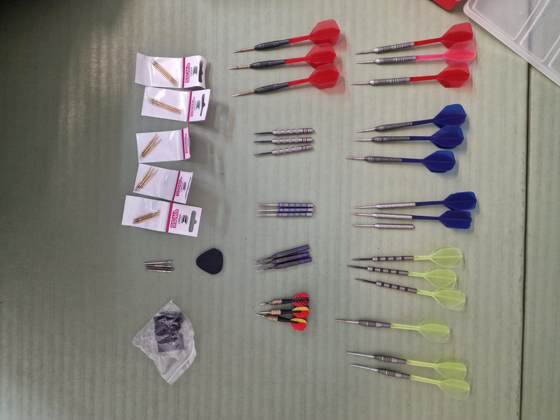 Freccette: Dart Ausrüstung: Scheibe, Led, Ring 9 Pfeilsets&Matte – Usato da Bern venduto da AdorableGerbil 5