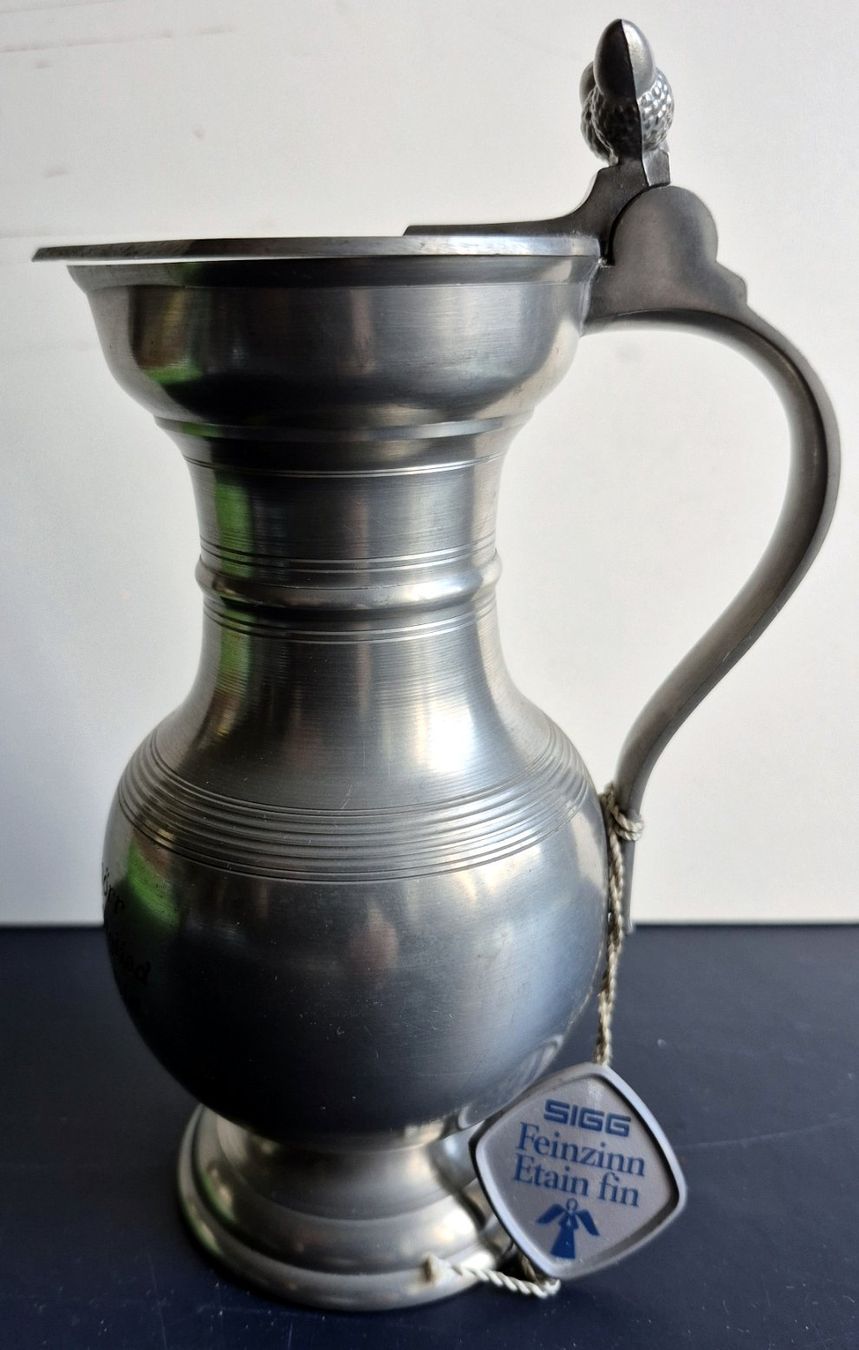 Sigg Altre raccolte & rarità: Walliser Zinnkanne Sigg – Usato da Glattbrugg venduto da coronado03