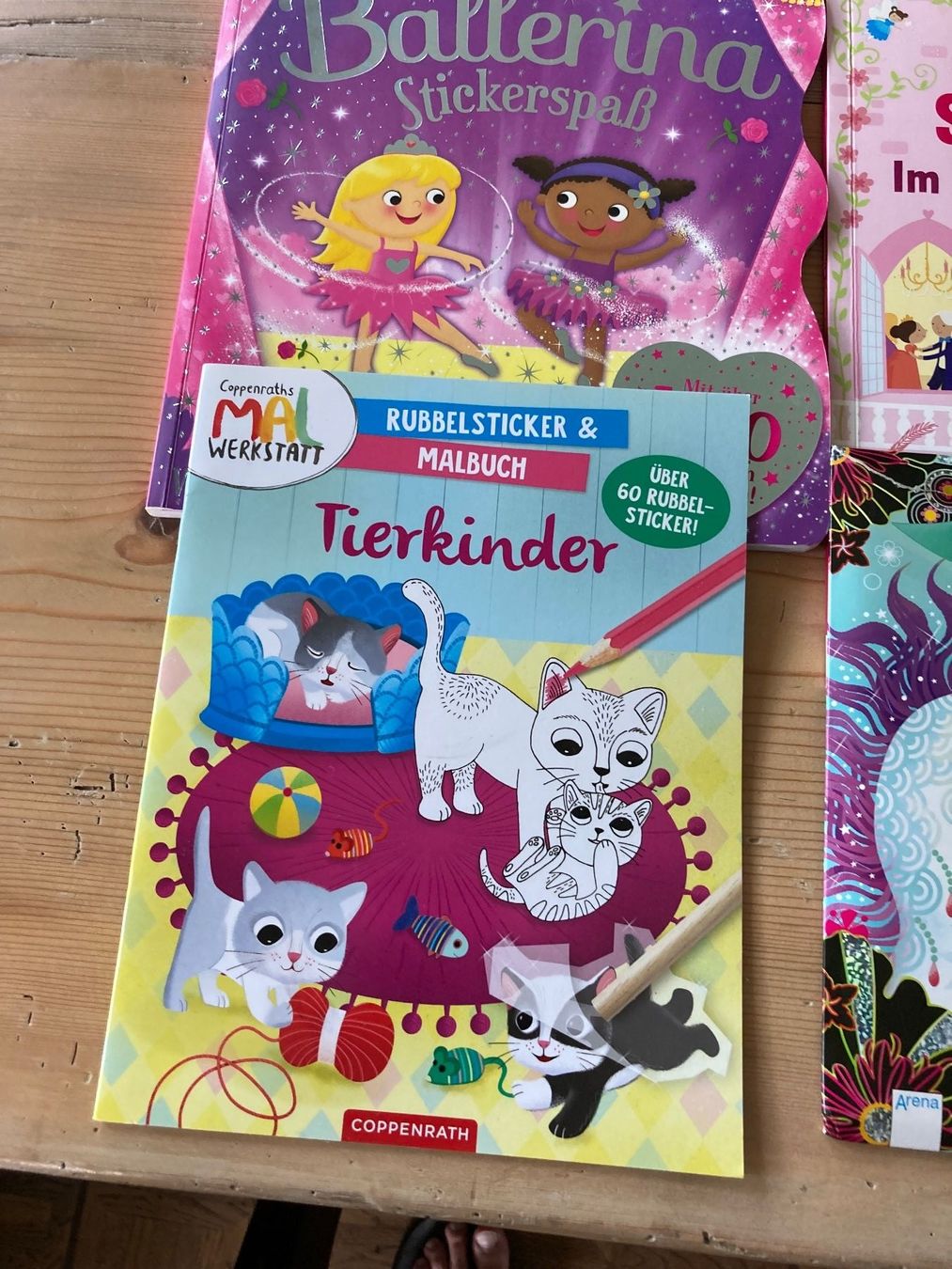 Sticker: Mädchen Sticker Malbücher – Usato da Dietlikon venduto da ioa_wd8m 3