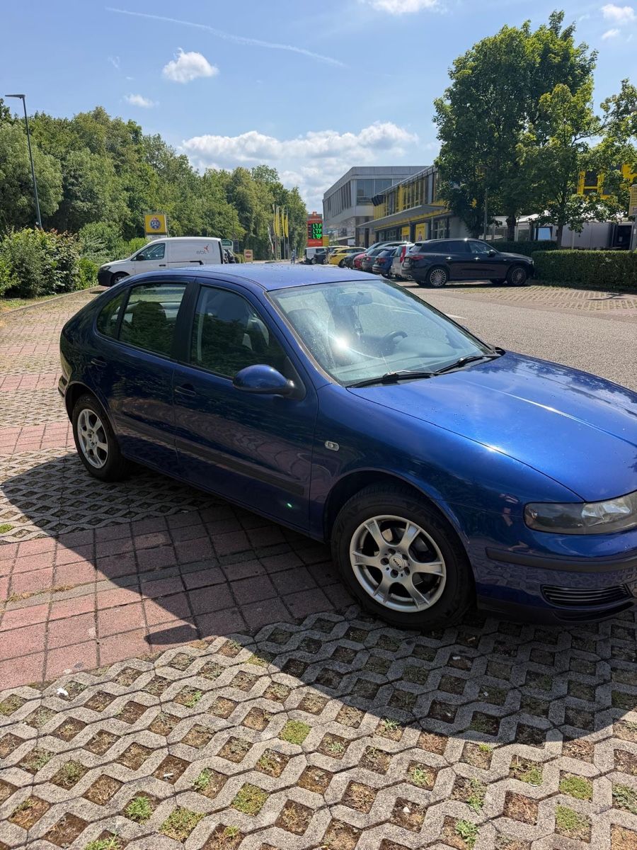Seat Automobili: Seat Leon 1.6 mit Rest MFK – Usato da Büren SO venduto da Jasper_XD 3
