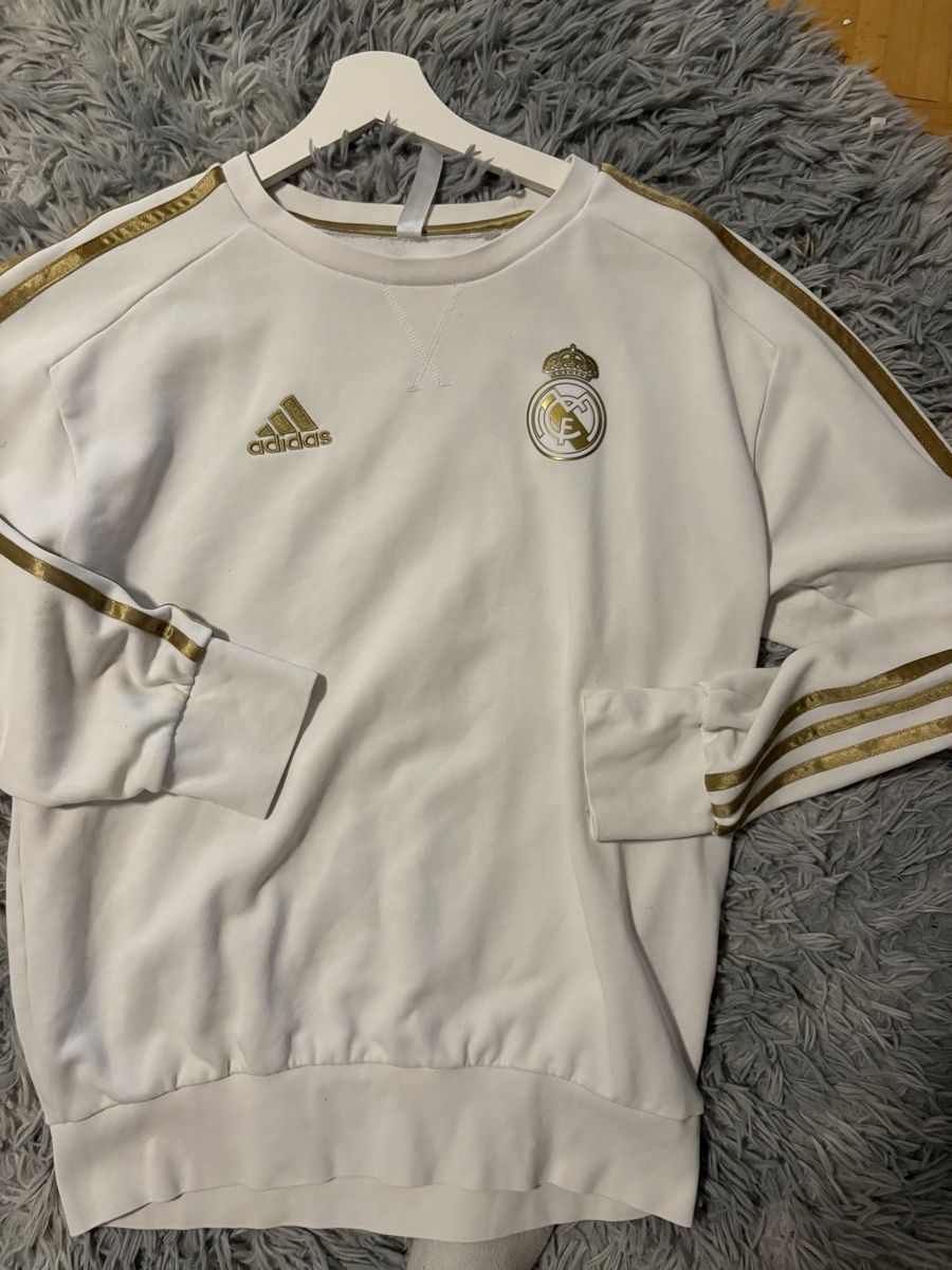 Adidas Pullover & Sweatshirts: Real Madrid Pullover – Neu (gemäss Beschreibung) aus Basel von pau_s6pv