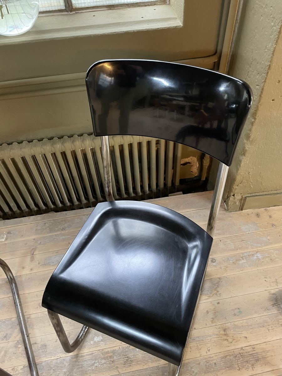 Stühle: Schwarzer Stuhl, Stahlrohr, Freischwinger – Gebraucht aus Luzern von Brocante-Vonmatt 4