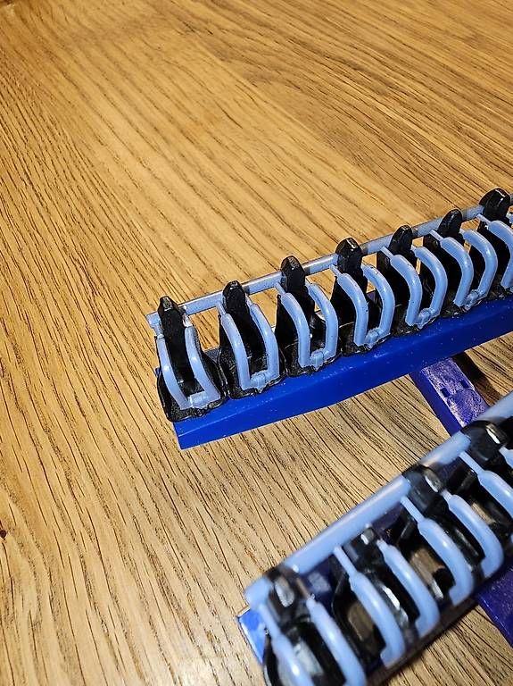Modellbausätze & Standmodelle: Coasterdynamix Busch Gardens 'SheiKra' Zug – Gebraucht aus Flums von luc_rz7j 1