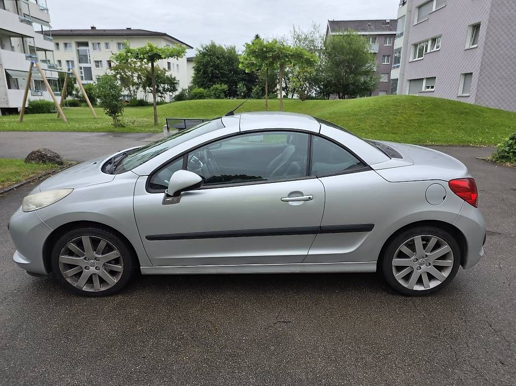 Autos: Peugot 207cc – D'occasion à Wil SG par giuletelli 1