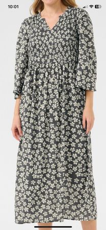 Kaffe Kleid lang Grösse M grün-weiss