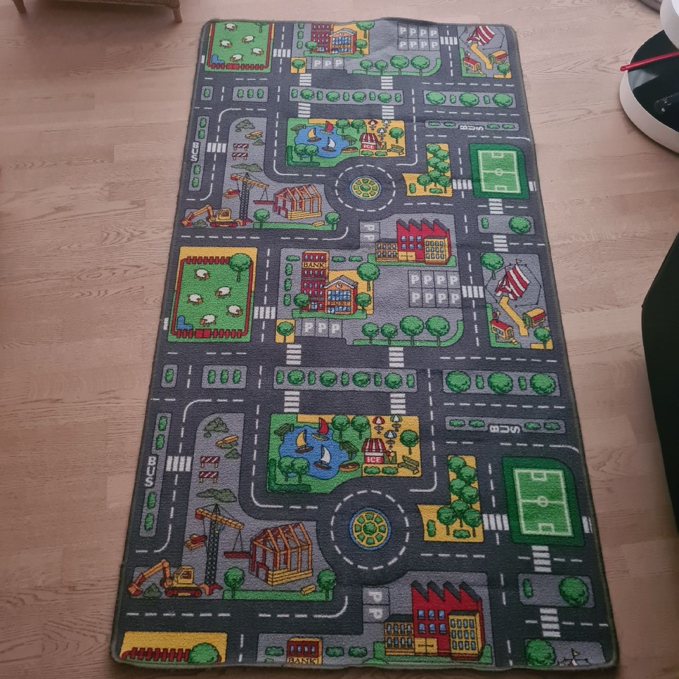 Tappeto da gioco: Kinderzimmer Spielmatte L.187 cm. B.97 cm. – Usato da Steinen venduto da turbogeiss99