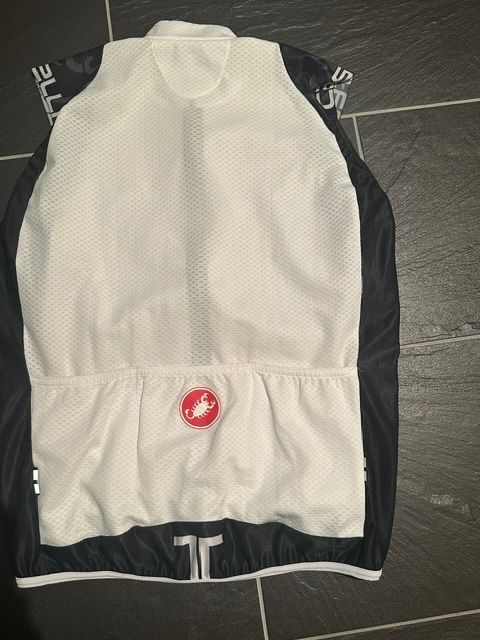 Castelli Leibchen & Hosen: Castelli Sommer Velotrikot – Gebraucht aus Altendorf von Eisenmaennchen 1