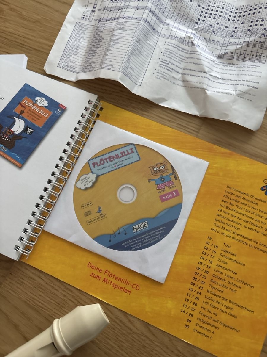 Strumenti musicali: Blockflöte Set mit Flötenlilli Schule und CD – Usato da Rünenberg venduto da ZwergLi100 3