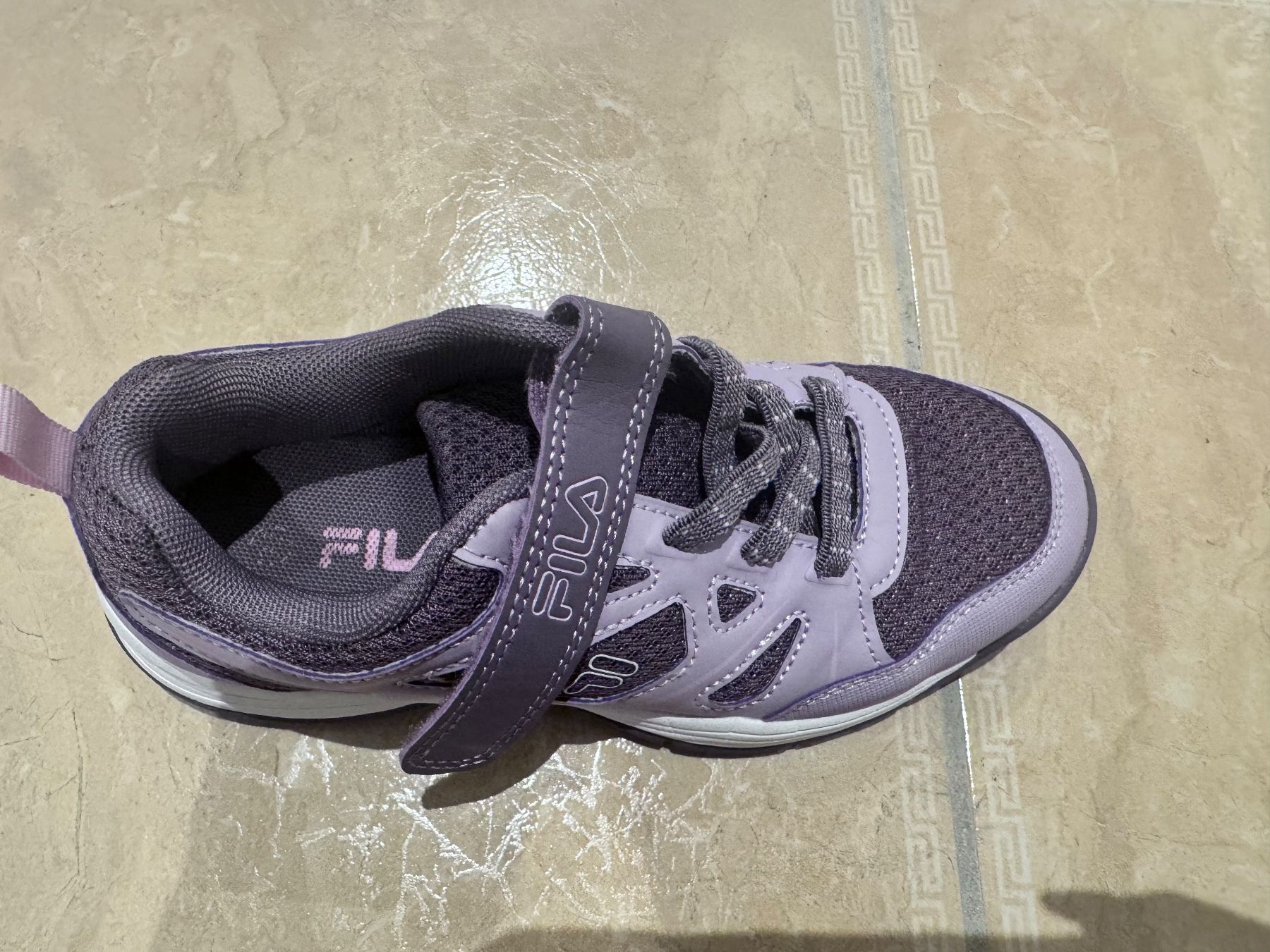Fila Scarpe per ragazze: Fila NWT Sneakers, 33 – Nuovo (secondo la descrizione) da Klingnau venduto da Markus14 4