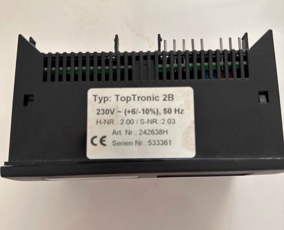 Hoval Heizgeräte: Hoval Toptronic 2B - Heizungsregler – Gebraucht aus Romanshorn von DonRicardoo 1