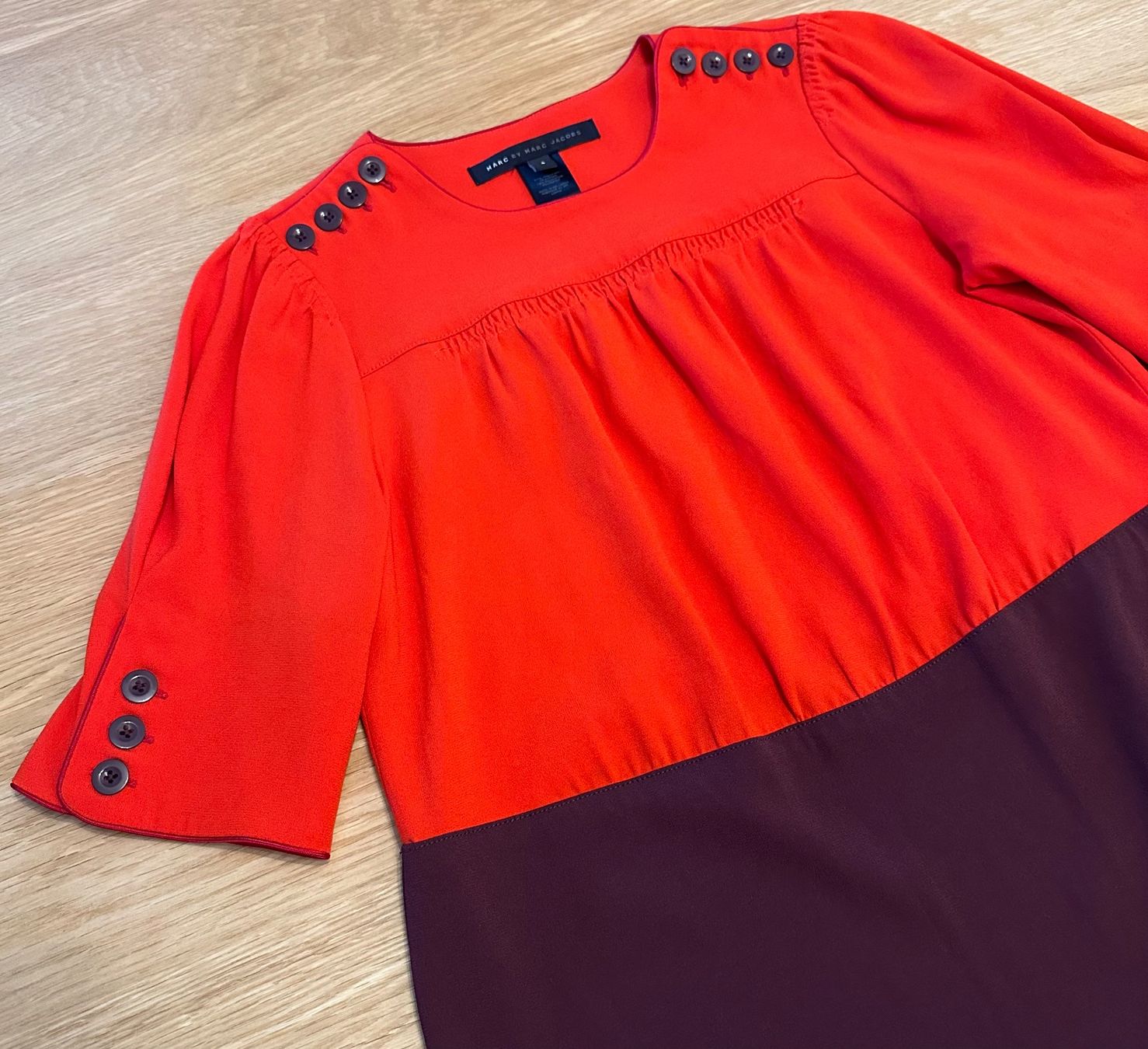 Marc Jacobs Chemisiers: Marc Jacobs Bluse Damen Rot Gr. 34/36/S – D'occasion à Zürich par boma.dr 2