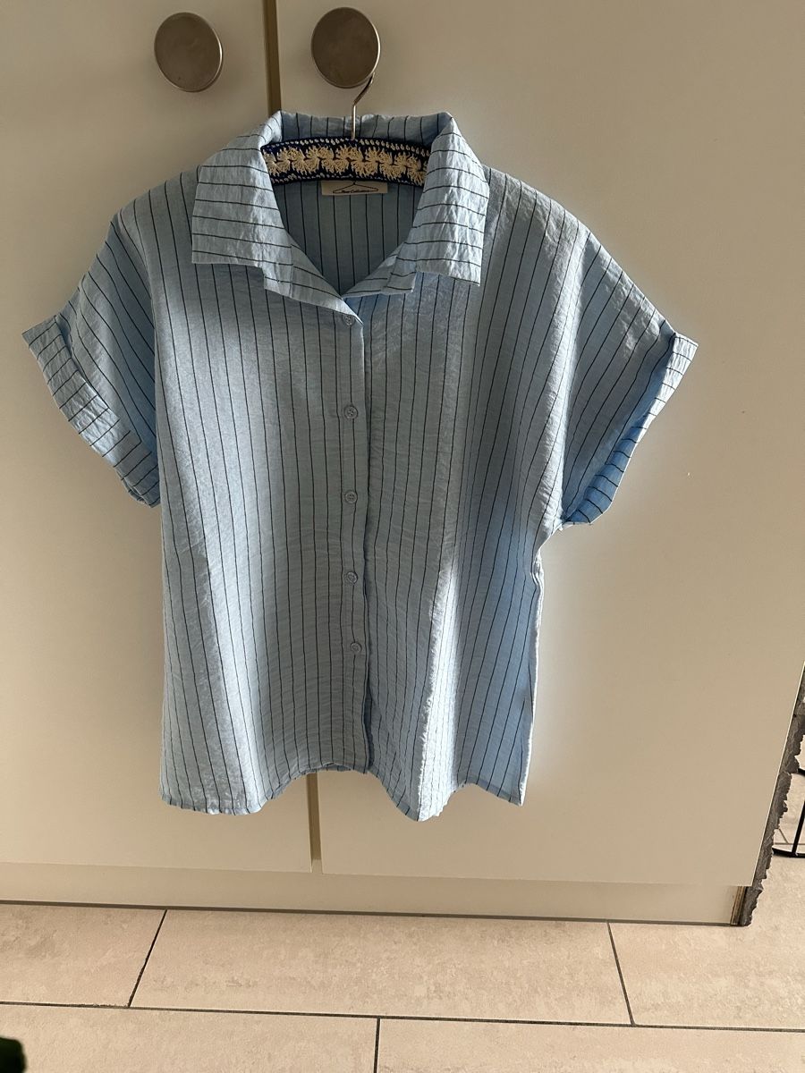 Camicette: Neue  gestreifte hellblaue Bluse Gr.L – Nuovo (secondo la descrizione) da Langnau aA venduto da Camelia14 2