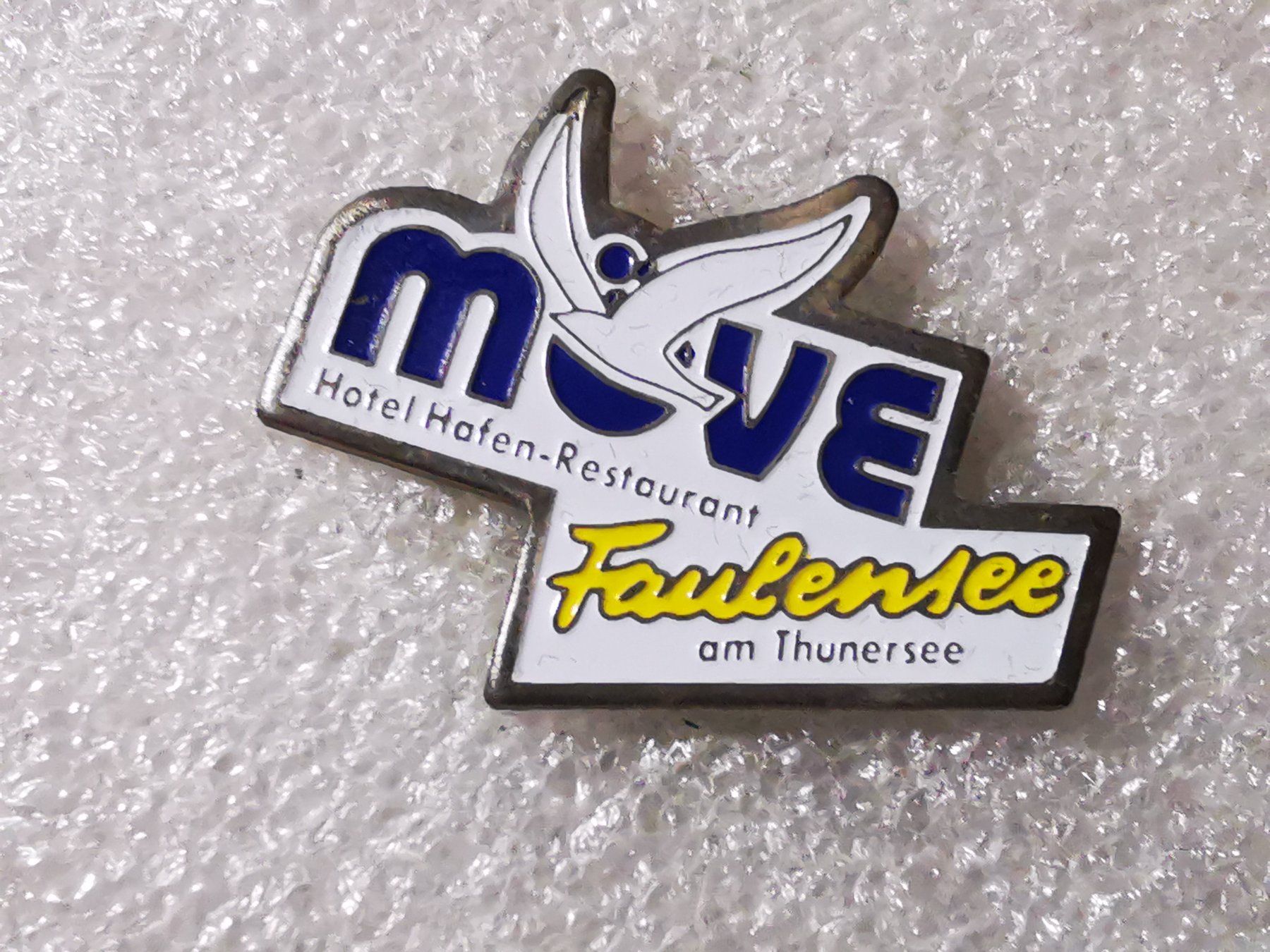 Placchette & Badge: Ansteckpin 146: Restaurant Möve Faulensee – Usato da Oppligen venduto da Pin-Fall-Shop