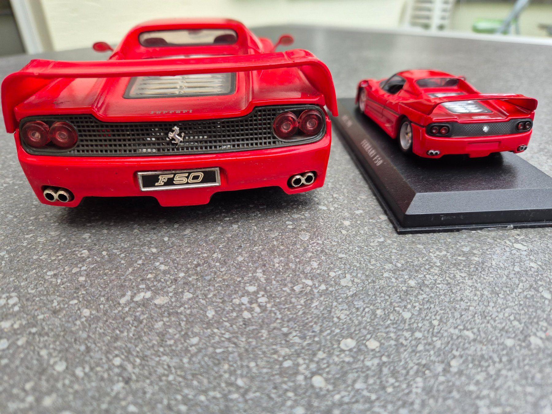 Ferrari Modellautos: Ferrari F50 – Gebraucht aus Oberbuchsiten von  7