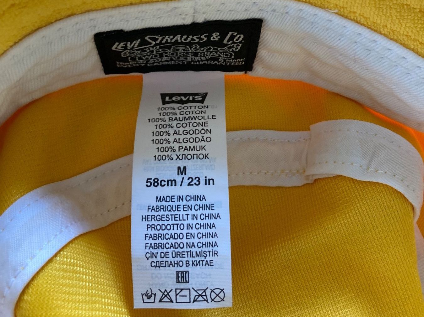 Levi's Copricapi, berretti & cappellini: Fischerhut von Levi's Gr M 58cm – Nuovo (secondo la descrizione) da Eschenbach SG venduto da verbascum 2