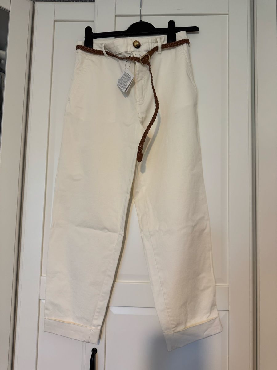 Zara Pantaloni: Zara Hose Neu – Nuovo e nell'imballaggio originale da Widen venduto da Nada.
