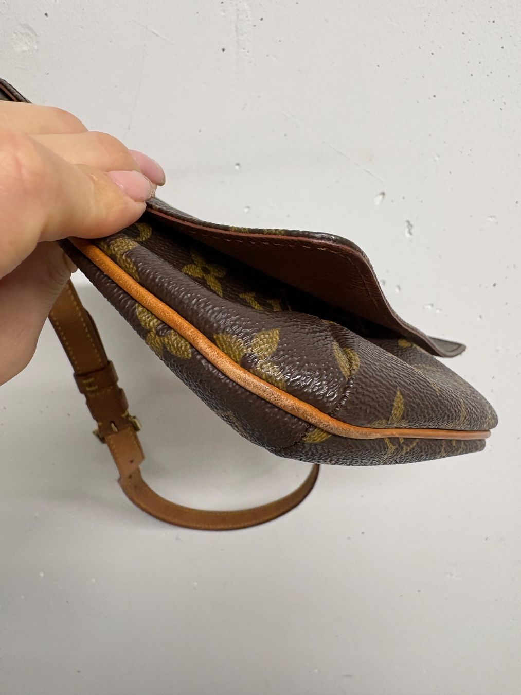 Louis Vuitton Taschen für Damen: Louis Vuitton Monogram Musette Tango Tasche braun – Neu (gemäss Beschreibung) aus Regensdorf von secondchancefashion 2