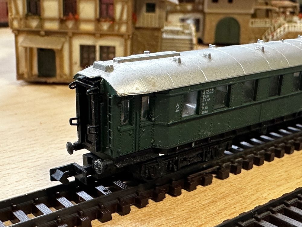 Arnold Modelleisenbahnen: Arnold N - 3320 Personenwagen 2.Kl der DB (Ulm) – Gebraucht aus Abtwil SG von Sportedelweiss 2