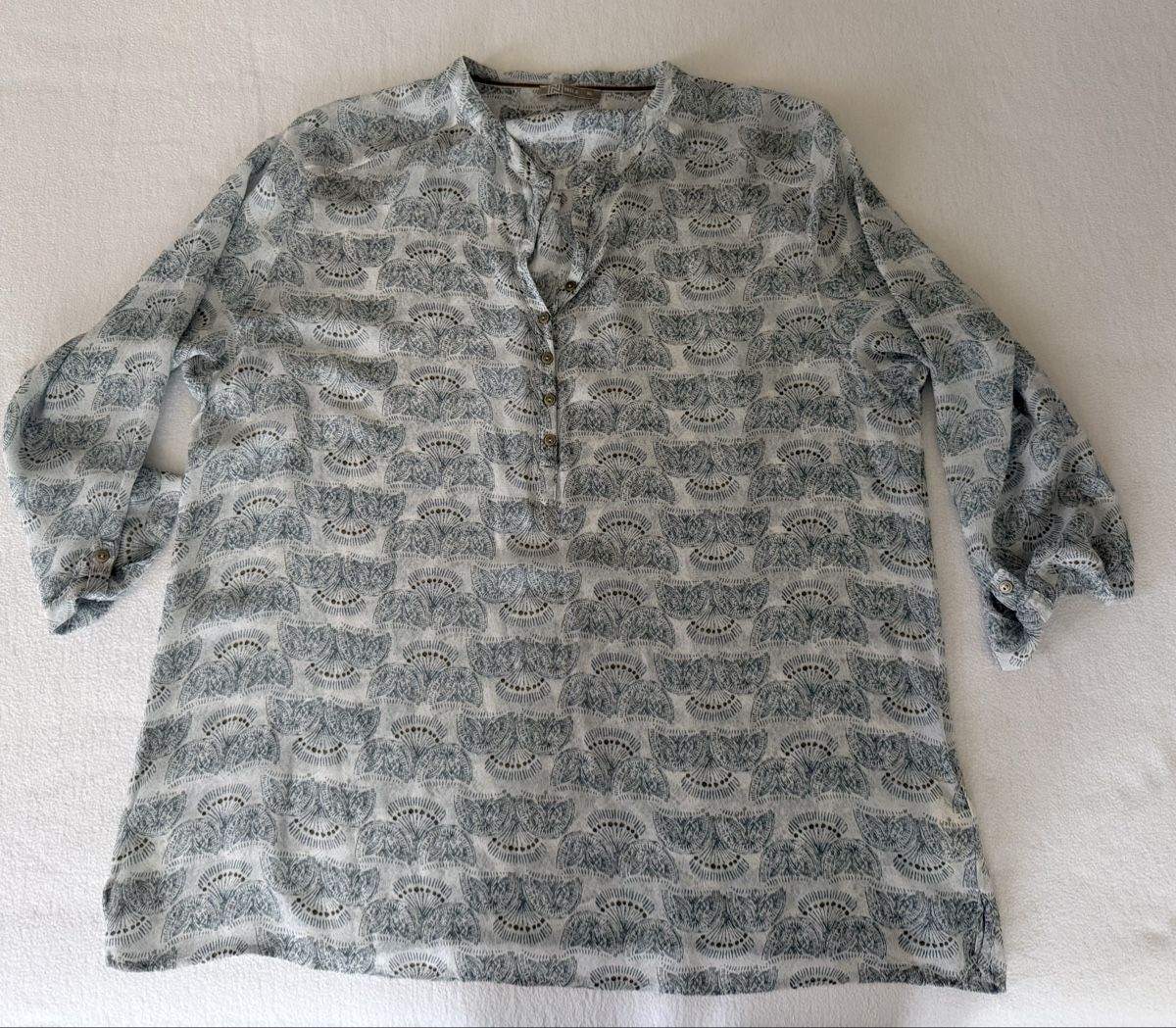 Camicette: Helle gemusterte Nile Bluse XL – Usato da Safenwil venduto da Empez 4