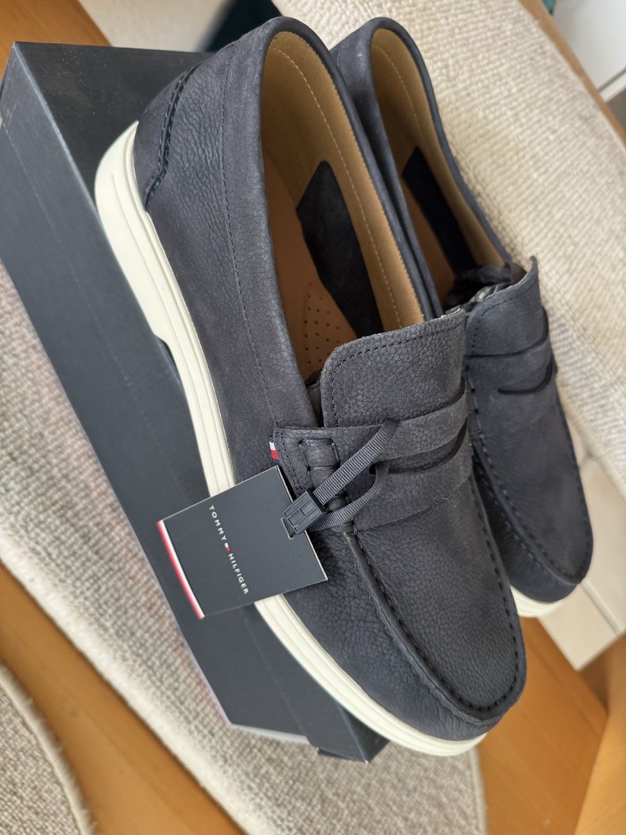 Herrenschuhe: Tommy Hilfiger size 44 New – Neu und originalverpackt aus Blonay von art_7f87 1