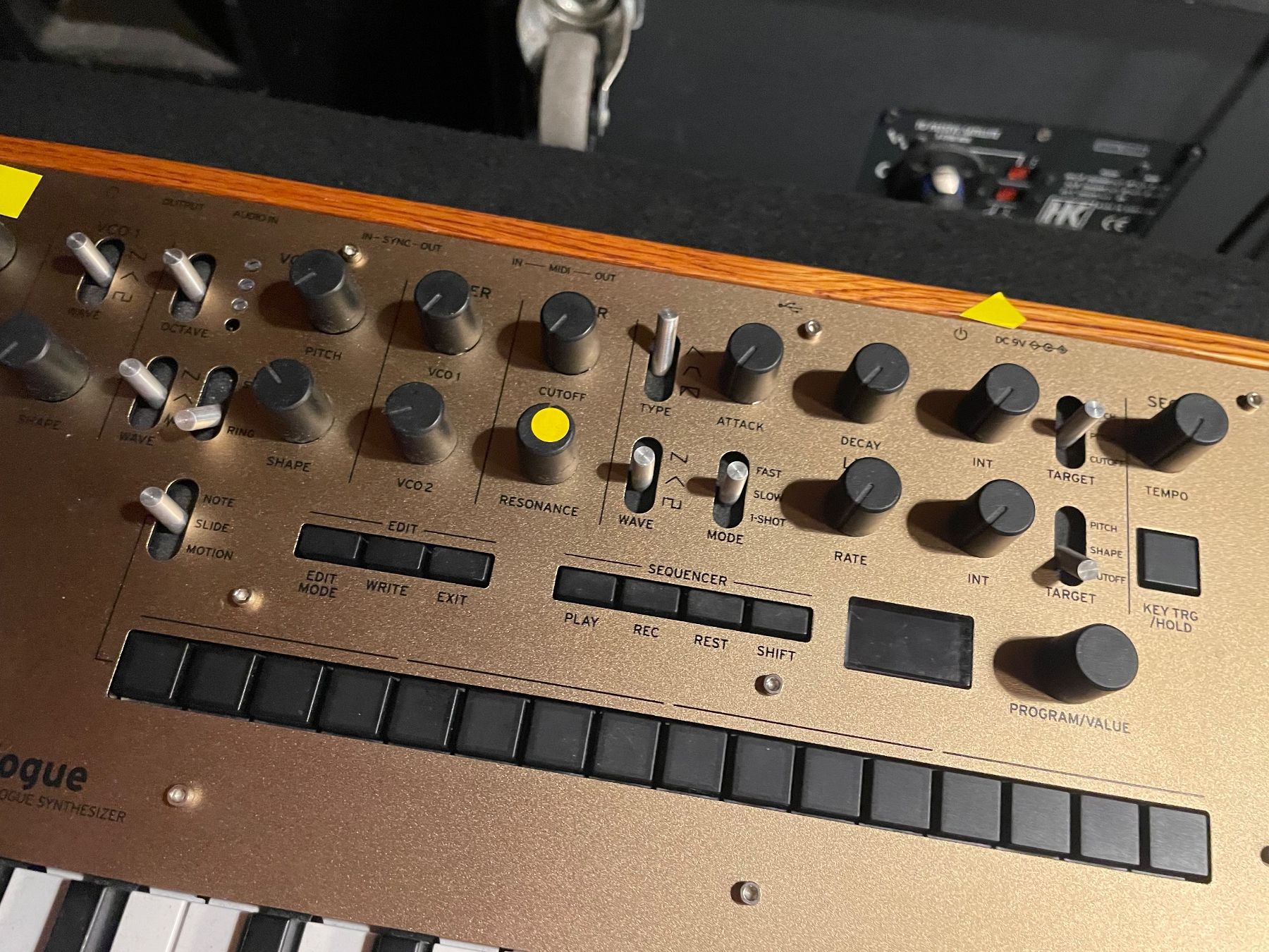 Korg Instruments de musique: Korg Monologue Synthesizer – D'occasion à Zürich par Arcana_Fail 2