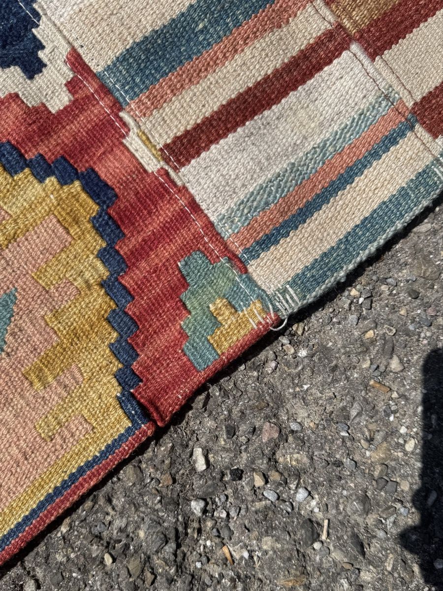 Tappeti: Teppich Massen 240 x 180 cm – Usato da Schlieren venduto da Freundlich02 2