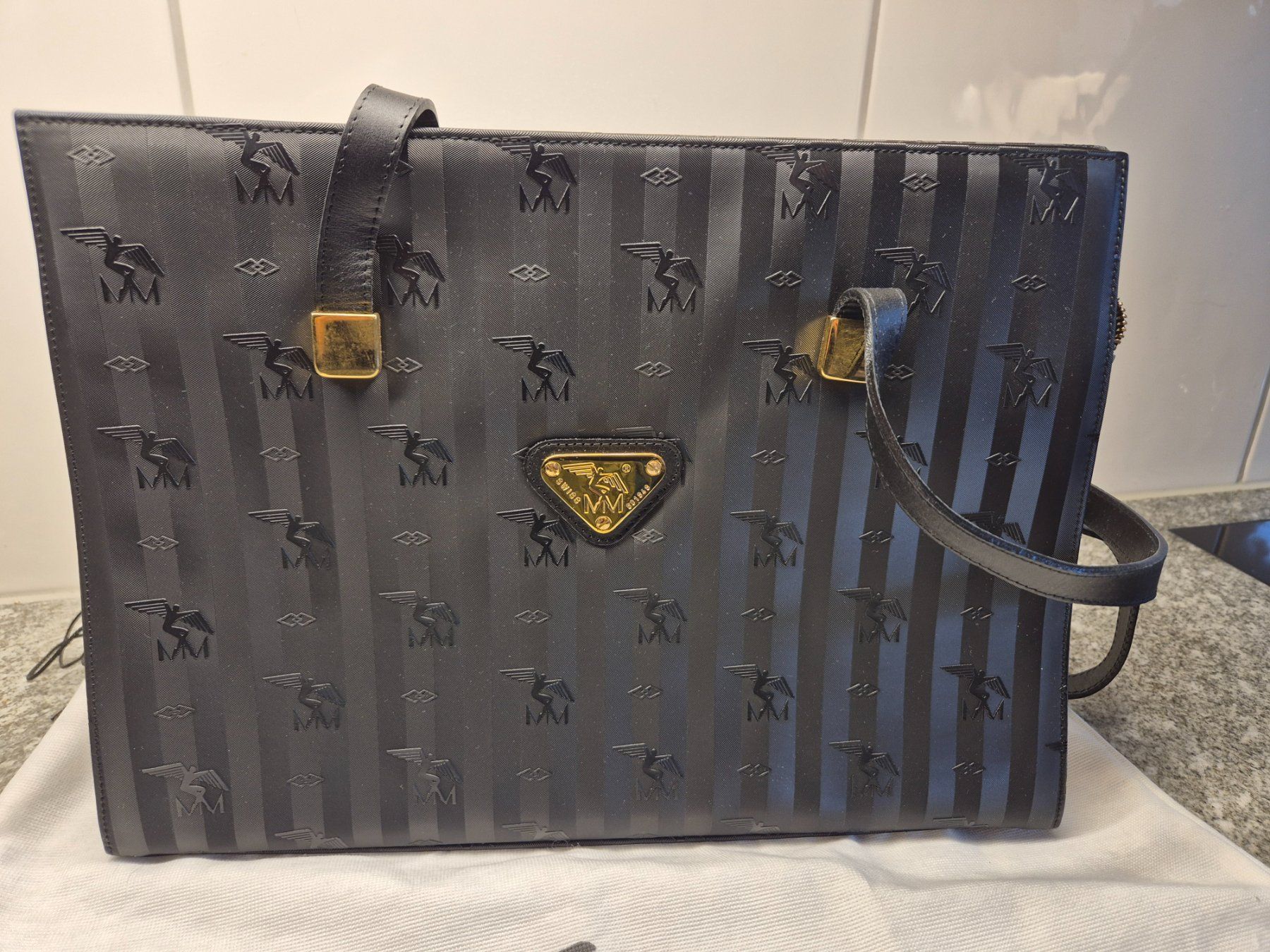 Taschen für Damen: Mollerus Handtasche Set neuwertig – Gebraucht aus Mettmenstetten von Pbone 2