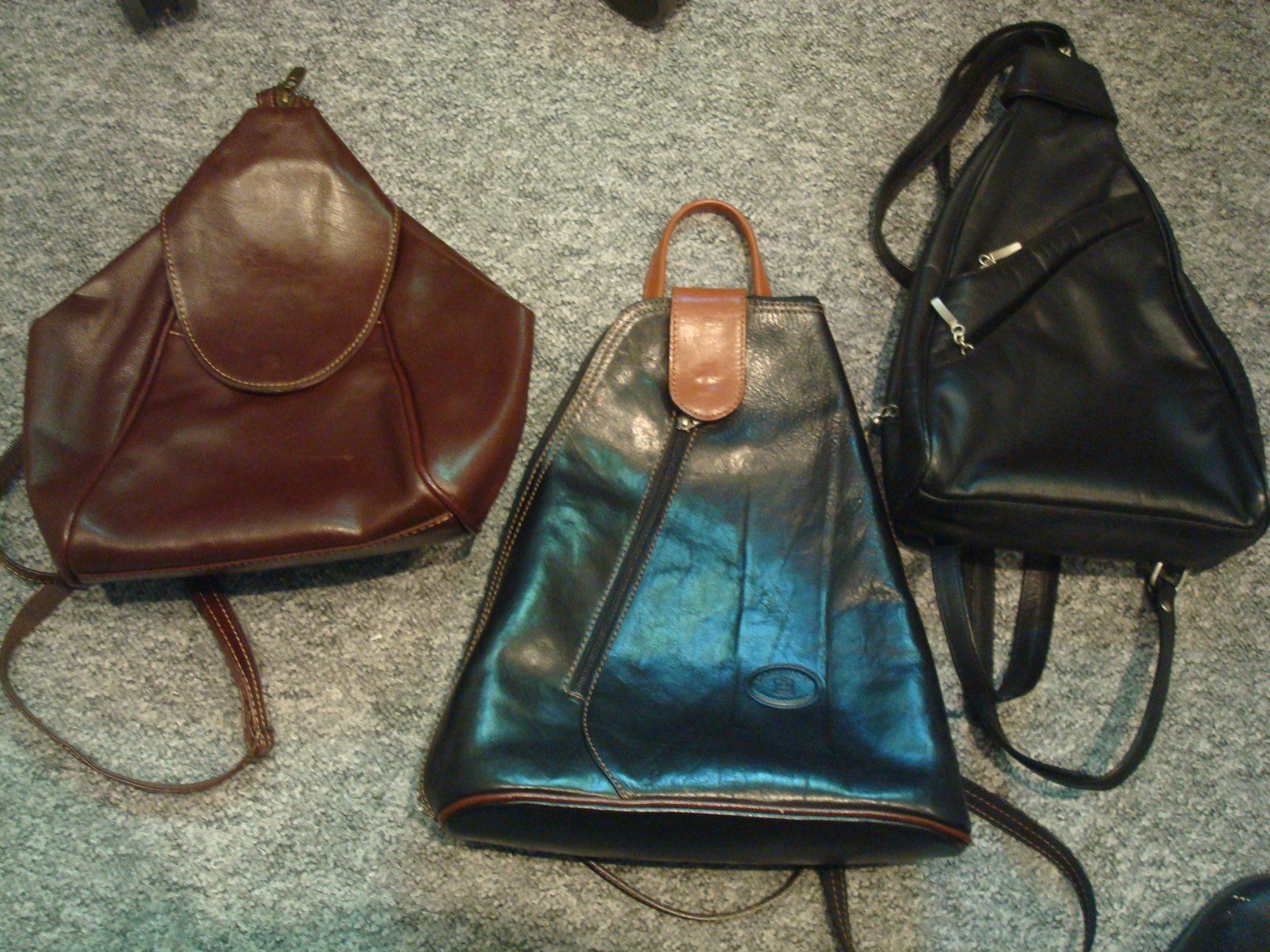 Sacs à dos: Damen Rucksack Leder 3 Stück – D'occasion à Riehen par Baerewaegli