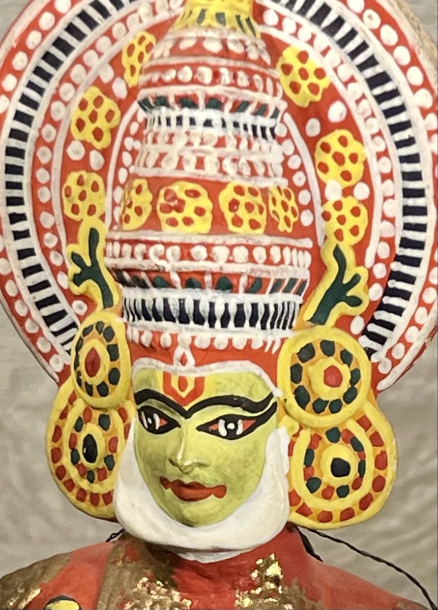 Statuette: Figurine Kathakali Vintage Unique Peinte  Main Inde – Usato da Genève venduto da DELIRBEADS 5
