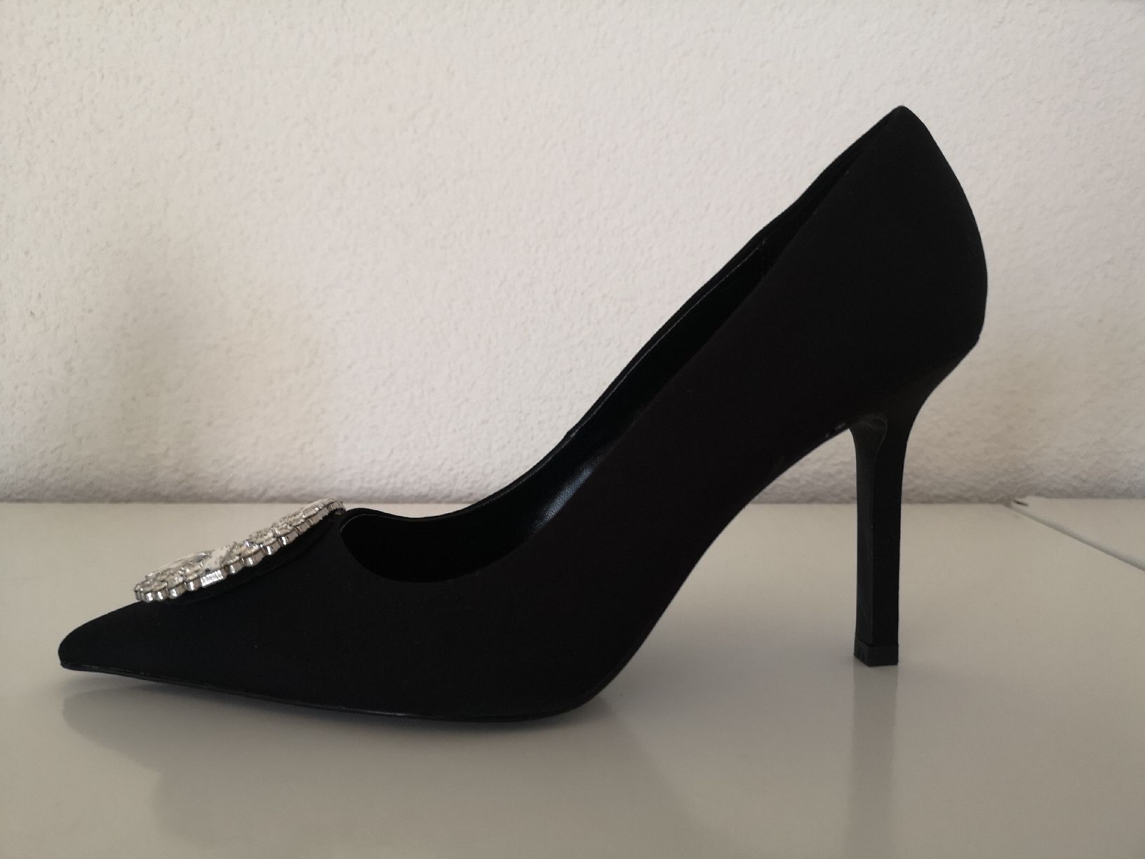 Mango Damenschuhe: High heels pumps black 39 – Gebraucht aus Uster von b4x_ric 1