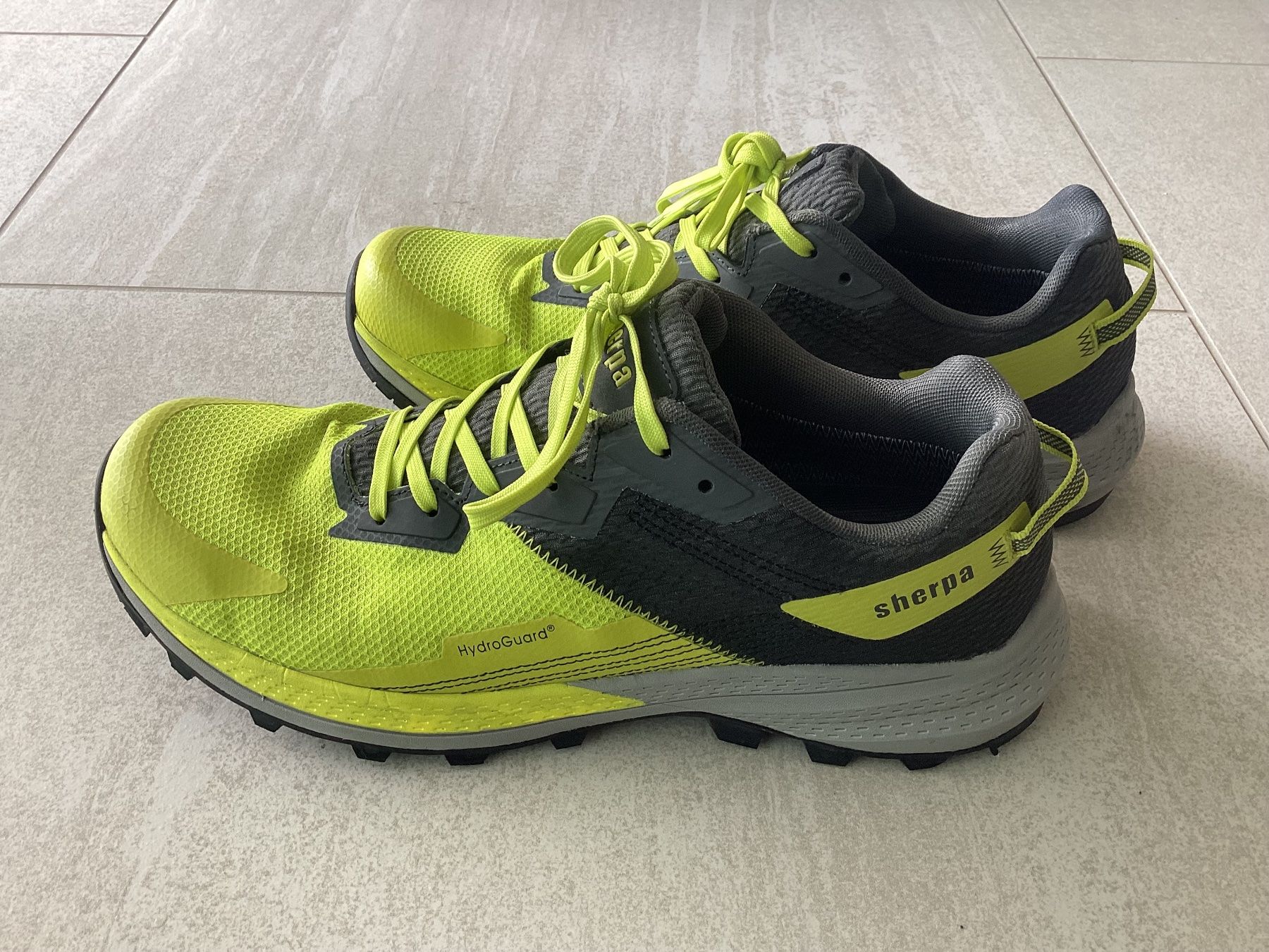 Sherpa Herrenschuhe: Sherpa Herren Trekkingschuh / 46 – Gebraucht aus Riehen von Bibo
