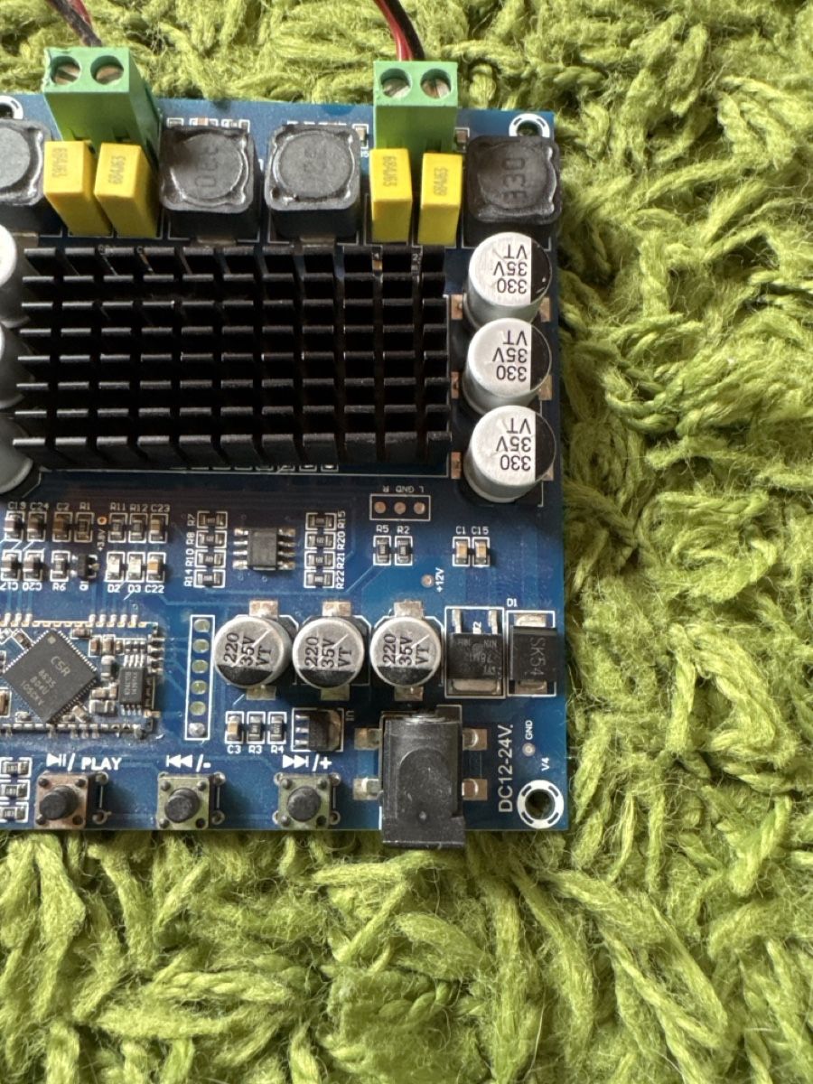 Ricevitori: Bluetooth Receiver + Verstärkerplatine HW-635. – Usato da Muolen venduto da Jonatsch1 1