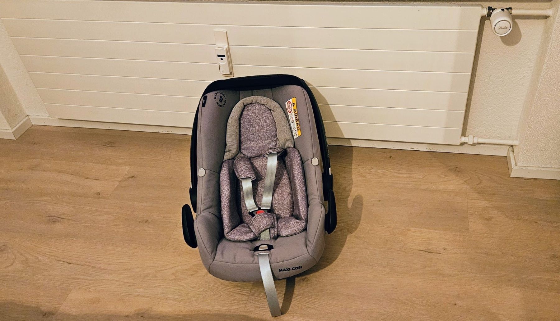 Maxi-Cosi Seggiolini per auto: Maxi-Cosi FamilyFix Seats Bundle – Usato da Zumikon venduto da pnt_nyt5 1