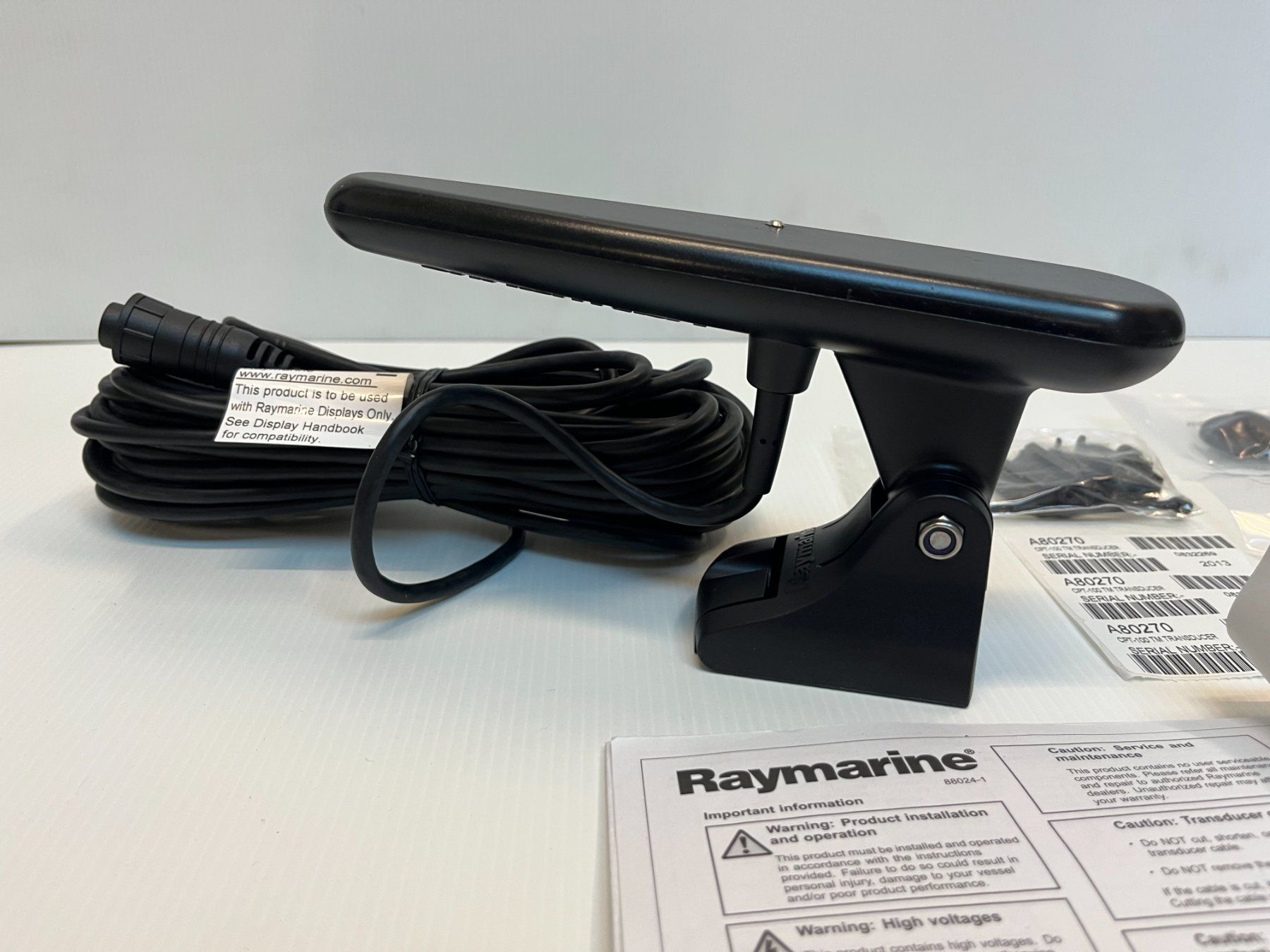 Accessori: Raymarine CPT-100DVS Spiegelheckgeber A80270 – Nuovo (secondo la descrizione) da Romanshorn venduto da proNautik 1