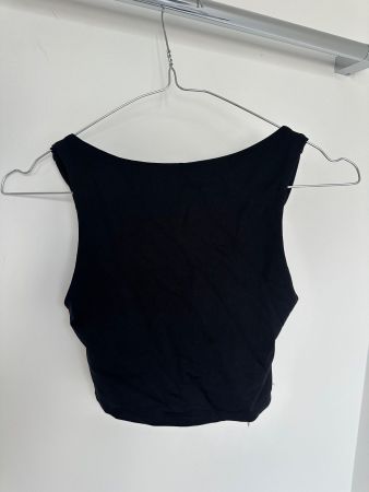 Bershka schwarzes rückenfreies Top Gr. S/M