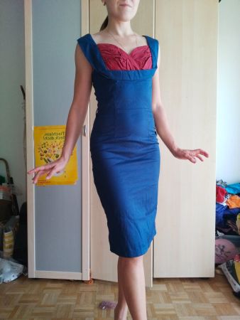 Retro Pin-Up Kleid Blau Rot – Lindy Bop, elegant figurbetont