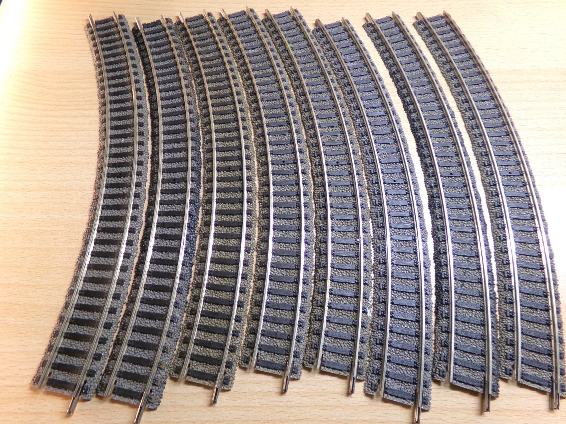 Fleischmann Modellini di ferrovie: Fleischmann H0 Profigleis 8x6125 – Usato da Hombrechtikon venduto da Se9