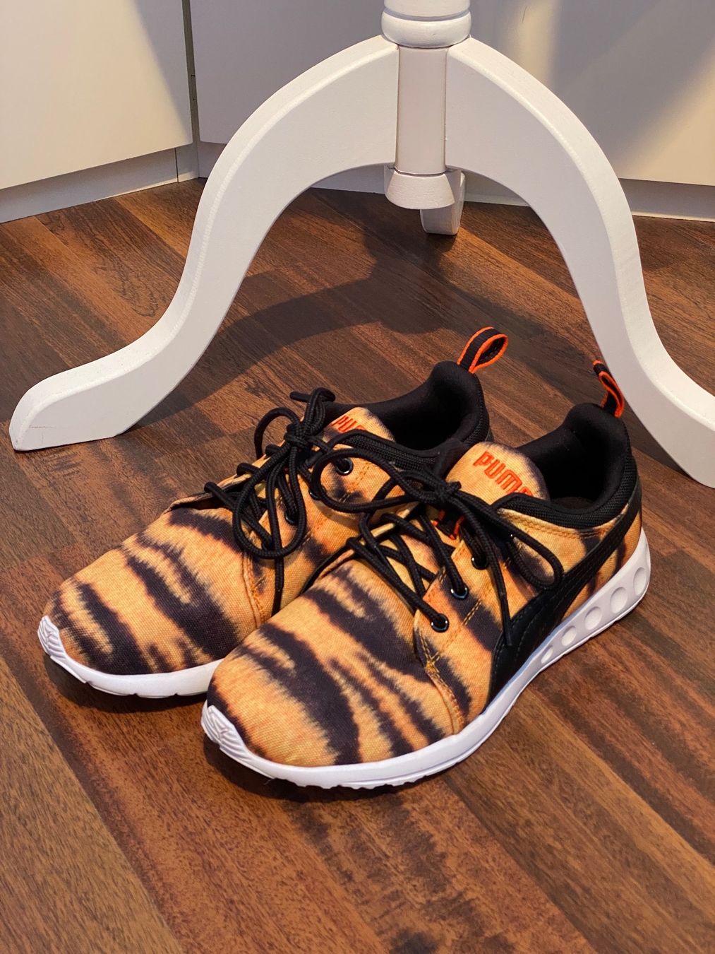 Puma Damenschuhe: PUMA Sneaker selten und speziell – Gebraucht aus Birr von sfe_rhj7