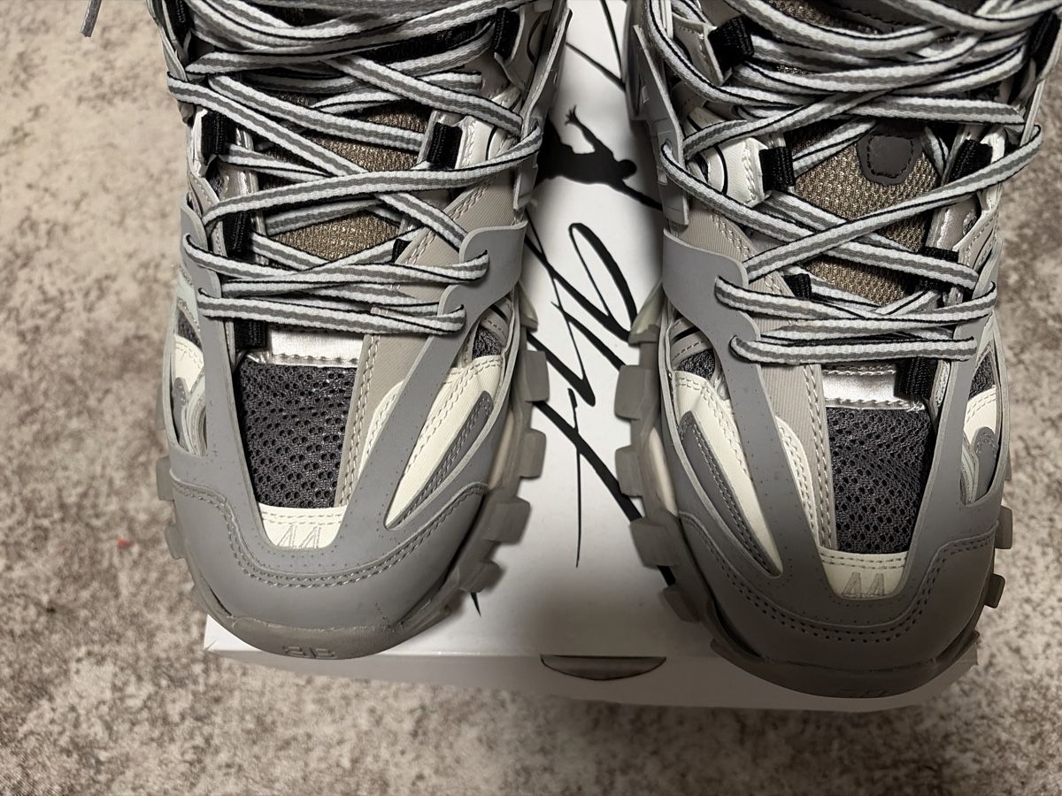 Scarpe da uomo: Balenciaga tracks – Difettoso da Dietlikon venduto da nab_tj9m 1