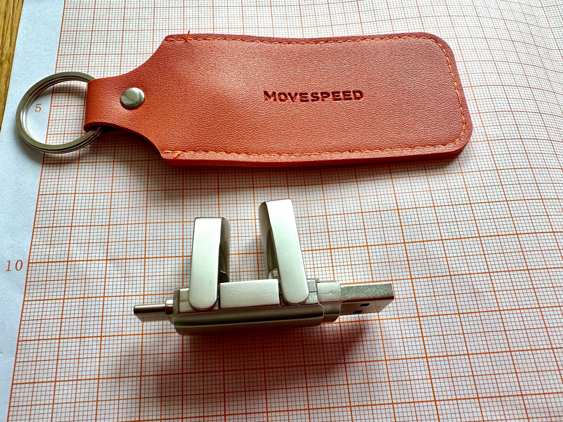 Chiavette USB: MOVESPEED 256GB SSD USB Flash Drive with Leather Keyring – Nuovo (secondo la descrizione) da Gattikon venduto da Sarahs_Schatzkammer 2
