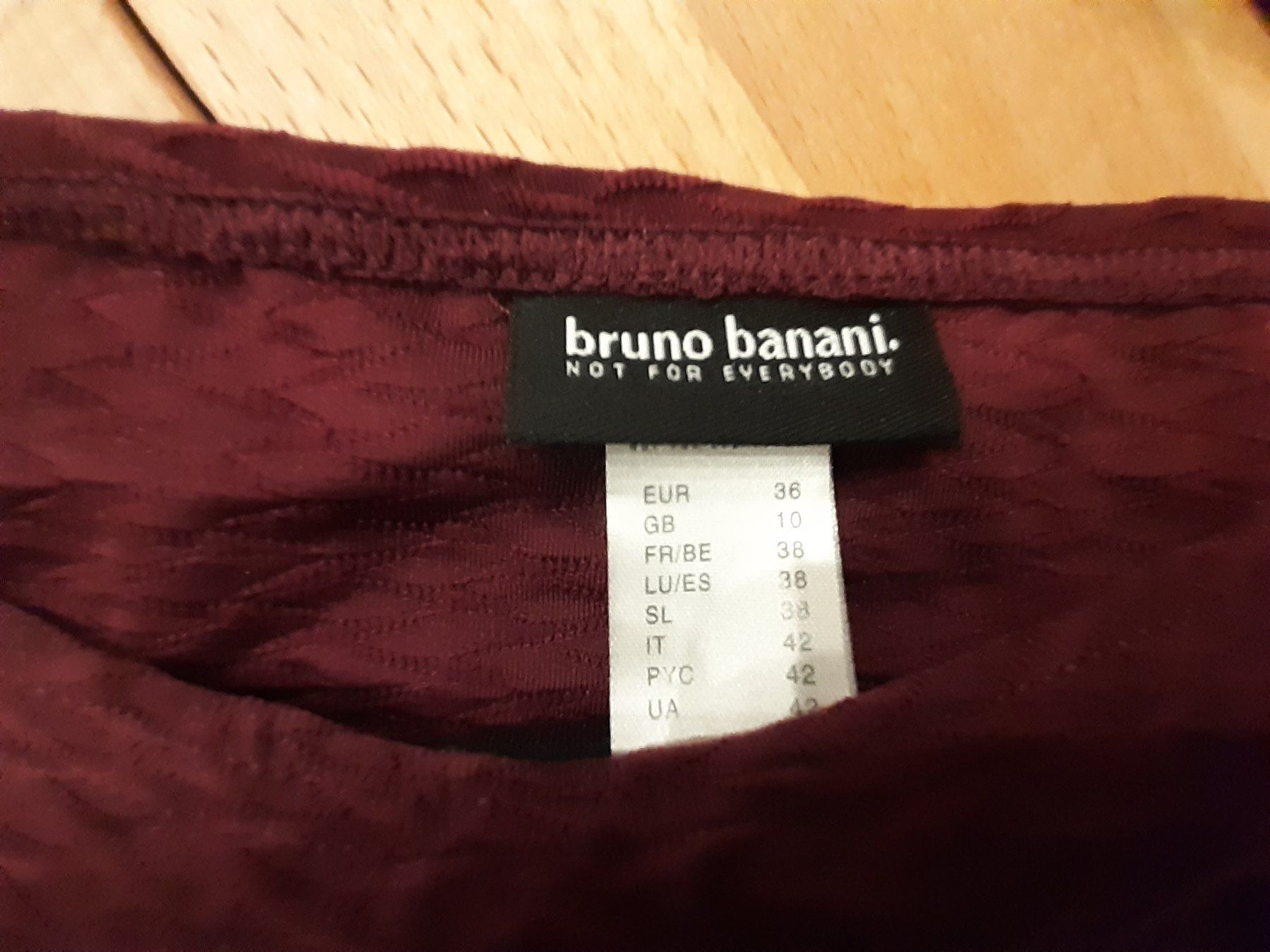 Bruno Banani Badekleider & Bikinis: Bruno Banani Bikini Set Gr. 36, Bordeaux Rot – Gebraucht aus Rothenthurm von Meitli18 1