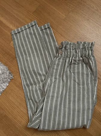 Leichte Hosen