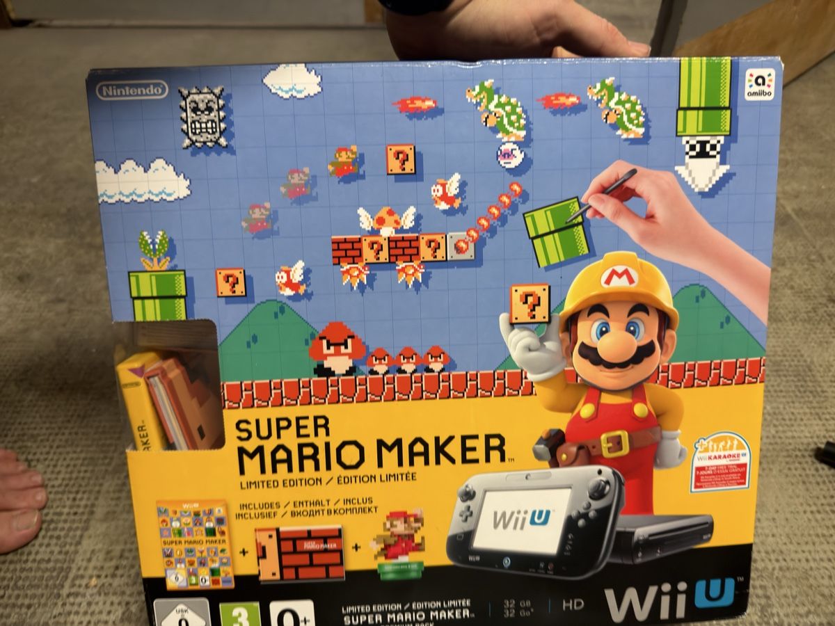 Nintendo Console: Wii U Super Mario Maker Limited Edition 32GB – Usato da Collonge-Bellerive venduto da Vintageloverz
